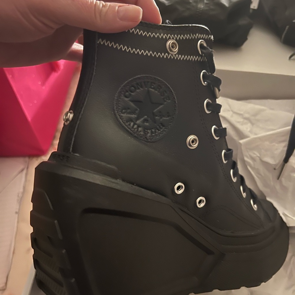 Converse Martine Ali 8.5 (rare) New in box 😎